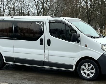 Белый Опель Виваро, объемом двигателя 2 л и пробегом 230 тыс. км за 8800 $, фото 3 на Automoto.ua