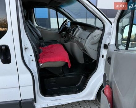 Белый Опель Виваро, объемом двигателя 2 л и пробегом 410 тыс. км за 6200 $, фото 42 на Automoto.ua