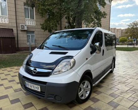 Белый Опель Виваро, объемом двигателя 2 л и пробегом 350 тыс. км за 8000 $, фото 16 на Automoto.ua