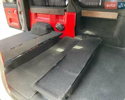 Білий Опель Віваро, об'ємом двигуна 2 л та пробігом 184 тис. км за 11000 $, фото 3 на Automoto.ua