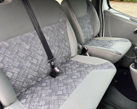 Білий Опель Віваро, об'ємом двигуна 1.9 л та пробігом 280 тис. км за 6600 $, фото 21 на Automoto.ua