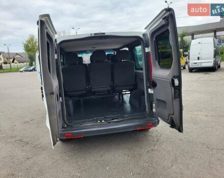 Белый Опель Виваро, объемом двигателя 2 л и пробегом 248 тыс. км за 9500 $, фото 52 на Automoto.ua