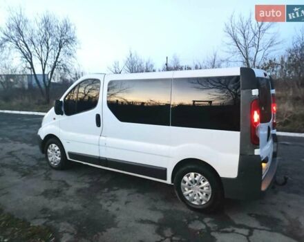 Белый Опель Виваро, объемом двигателя 2 л и пробегом 398 тыс. км за 7150 $, фото 22 на Automoto.ua