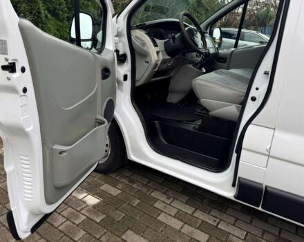 Білий Опель Віваро, об'ємом двигуна 1.9 л та пробігом 280 тис. км за 6600 $, фото 14 на Automoto.ua