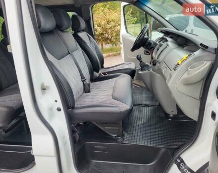 Белый Опель Виваро, объемом двигателя 2 л и пробегом 248 тыс. км за 9500 $, фото 64 на Automoto.ua