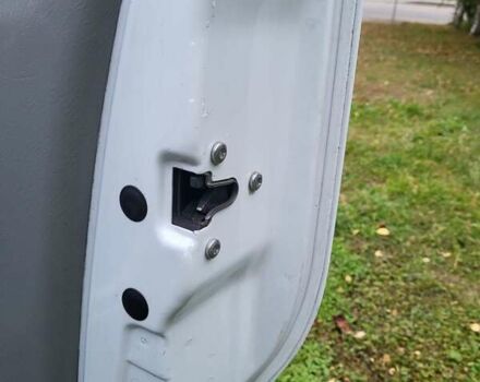 Белый Опель Виваро, объемом двигателя 2 л и пробегом 248 тыс. км за 9500 $, фото 98 на Automoto.ua