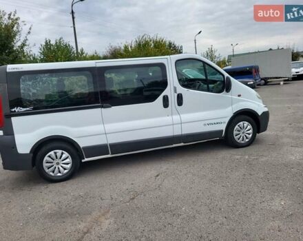 Белый Опель Виваро, объемом двигателя 2 л и пробегом 248 тыс. км за 9500 $, фото 19 на Automoto.ua