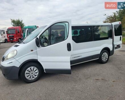 Белый Опель Виваро, объемом двигателя 2 л и пробегом 248 тыс. км за 9500 $, фото 44 на Automoto.ua