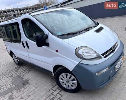 Білий Опель Віваро, об'ємом двигуна 2 л та пробігом 258 тис. км за 7350 $, фото 13 на Automoto.ua