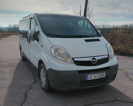 Белый Опель Виваро, объемом двигателя 2 л и пробегом 385 тыс. км за 8800 $, фото 1 на Automoto.ua