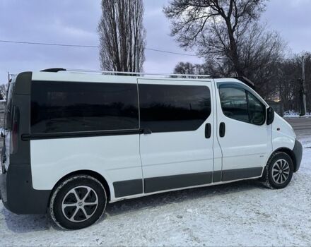 Белый Опель Виваро, объемом двигателя 2 л и пробегом 260 тыс. км за 8800 $, фото 10 на Automoto.ua