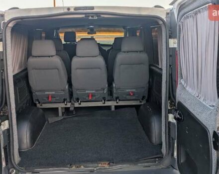 Білий Опель Віваро, об'ємом двигуна 2 л та пробігом 436 тис. км за 8700 $, фото 11 на Automoto.ua