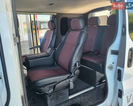 Белый Опель Виваро, объемом двигателя 2.5 л и пробегом 238 тыс. км за 8800 $, фото 96 на Automoto.ua