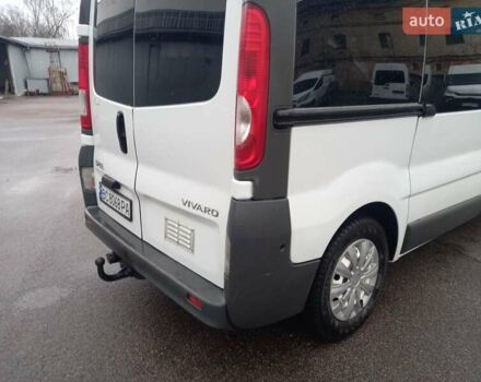 Білий Опель Віваро, об'ємом двигуна 2 л та пробігом 398 тис. км за 7200 $, фото 17 на Automoto.ua