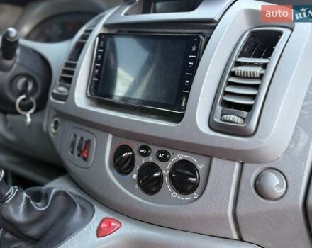 Белый Опель Виваро, объемом двигателя 2 л и пробегом 410 тыс. км за 6200 $, фото 36 на Automoto.ua