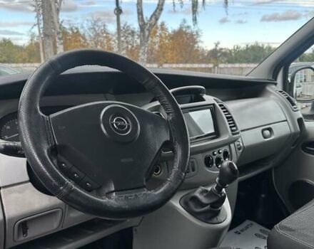 Белый Опель Виваро, объемом двигателя 2 л и пробегом 333 тыс. км за 8800 $, фото 14 на Automoto.ua