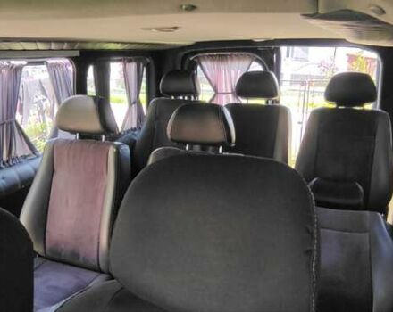 Белый Опель Виваро, объемом двигателя 2 л и пробегом 262 тыс. км за 8500 $, фото 2 на Automoto.ua