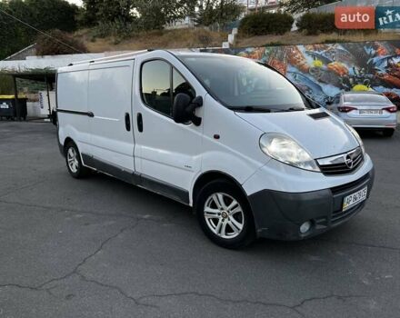 Белый Опель Виваро, объемом двигателя 1.87 л и пробегом 300 тыс. км за 7300 $, фото 4 на Automoto.ua