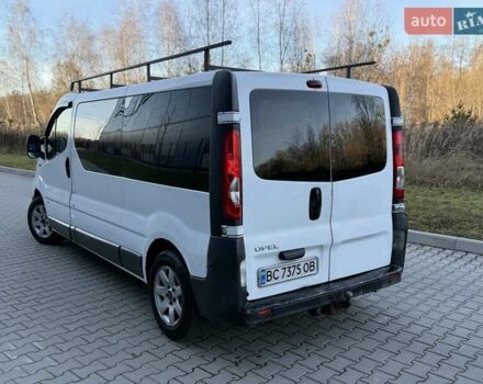 Белый Опель Виваро, объемом двигателя 2 л и пробегом 410 тыс. км за 6200 $, фото 10 на Automoto.ua