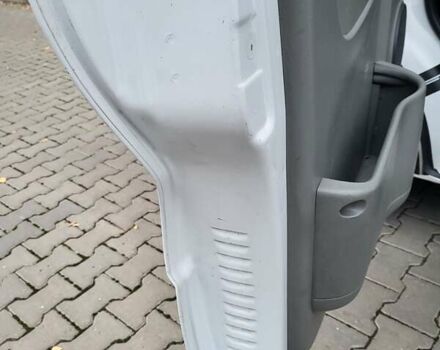 Белый Опель Виваро, объемом двигателя 2 л и пробегом 248 тыс. км за 9500 $, фото 91 на Automoto.ua