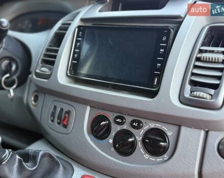 Белый Опель Виваро, объемом двигателя 2 л и пробегом 410 тыс. км за 6200 $, фото 37 на Automoto.ua