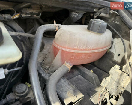 Белый Опель Виваро, объемом двигателя 2 л и пробегом 330 тыс. км за 5999 $, фото 34 на Automoto.ua