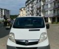 Білий Опель Віваро, об'ємом двигуна 2 л та пробігом 184 тис. км за 11000 $, фото 1 на Automoto.ua