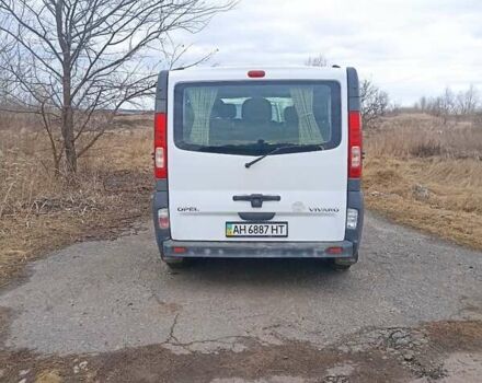 Белый Опель Виваро, объемом двигателя 2 л и пробегом 305 тыс. км за 8400 $, фото 2 на Automoto.ua