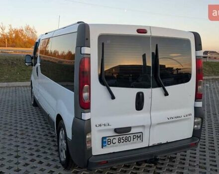 Білий Опель Віваро, об'ємом двигуна 2 л та пробігом 436 тис. км за 8700 $, фото 4 на Automoto.ua