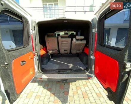 Білий Опель Віваро, об'ємом двигуна 2 л та пробігом 184 тис. км за 11000 $, фото 9 на Automoto.ua