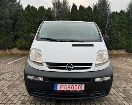 Білий Опель Віваро, об'ємом двигуна 1.9 л та пробігом 280 тис. км за 6600 $, фото 2 на Automoto.ua