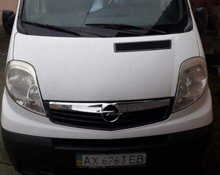 Белый Опель Виваро, объемом двигателя 2 л и пробегом 280 тыс. км за 8500 $, фото 5 на Automoto.ua