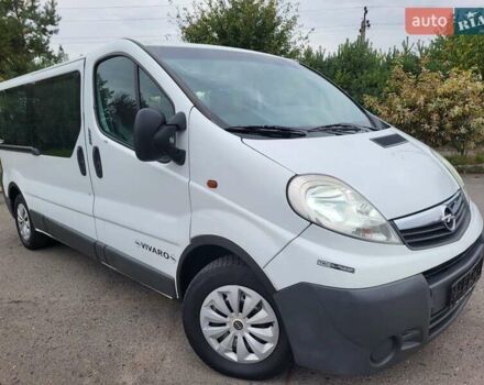 Белый Опель Виваро, объемом двигателя 2 л и пробегом 248 тыс. км за 9500 $, фото 12 на Automoto.ua