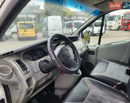 Белый Опель Виваро, объемом двигателя 2 л и пробегом 248 тыс. км за 9500 $, фото 69 на Automoto.ua