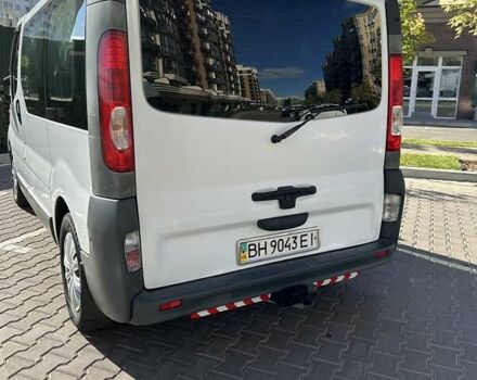 Білий Опель Віваро, об'ємом двигуна 2 л та пробігом 349 тис. км за 8800 $, фото 10 на Automoto.ua