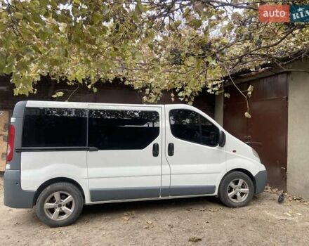 Білий Опель Віваро, об'ємом двигуна 2.46 л та пробігом 260 тис. км за 8500 $, фото 10 на Automoto.ua