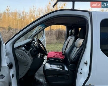 Белый Опель Виваро, объемом двигателя 2 л и пробегом 410 тыс. км за 6200 $, фото 46 на Automoto.ua