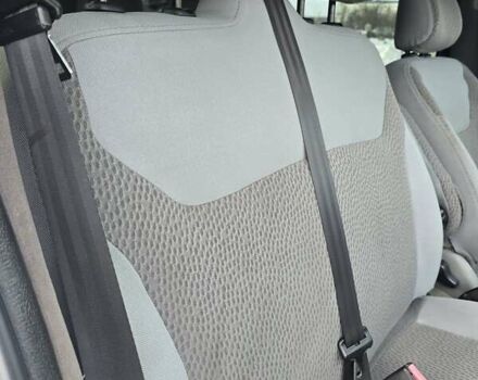 Белый Опель Виваро, объемом двигателя 2 л и пробегом 298 тыс. км за 8500 $, фото 49 на Automoto.ua