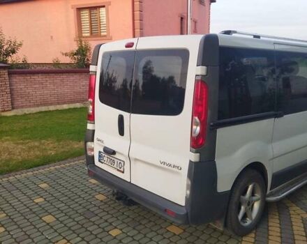 Белый Опель Виваро, объемом двигателя 2 л и пробегом 238 тыс. км за 9200 $, фото 1 на Automoto.ua