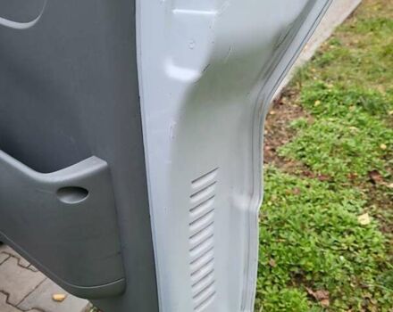 Белый Опель Виваро, объемом двигателя 2 л и пробегом 248 тыс. км за 9500 $, фото 99 на Automoto.ua