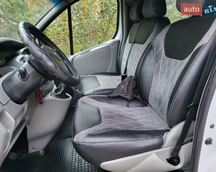 Белый Опель Виваро, объемом двигателя 2 л и пробегом 248 тыс. км за 9500 $, фото 88 на Automoto.ua