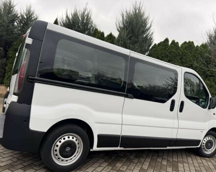 Білий Опель Віваро, об'ємом двигуна 1.9 л та пробігом 280 тис. км за 6600 $, фото 9 на Automoto.ua