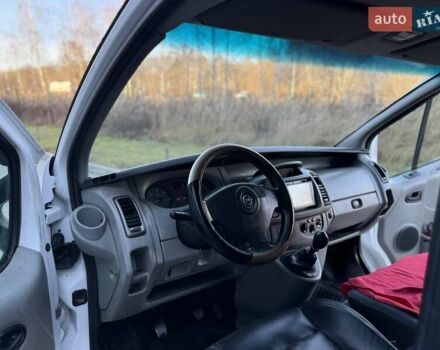 Белый Опель Виваро, объемом двигателя 2 л и пробегом 410 тыс. км за 6200 $, фото 43 на Automoto.ua