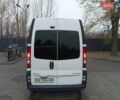 Белый Опель Виваро, объемом двигателя 2 л и пробегом 350 тыс. км за 8000 $, фото 1 на Automoto.ua
