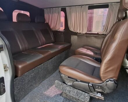 Белый Опель Виваро, объемом двигателя 2 л и пробегом 2 тыс. км за 7800 $, фото 5 на Automoto.ua