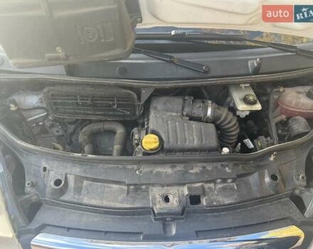 Белый Опель Виваро, объемом двигателя 2 л и пробегом 324 тыс. км за 10999 $, фото 18 на Automoto.ua