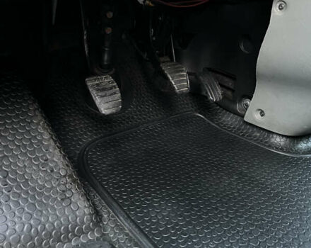 Белый Опель Виваро, объемом двигателя 2 л и пробегом 385 тыс. км за 11900 $, фото 18 на Automoto.ua