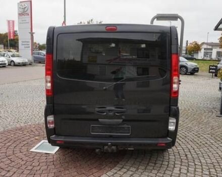 Белый Опель Виваро, объемом двигателя 2.5 л и пробегом 257 тыс. км за 3000 $, фото 5 на Automoto.ua