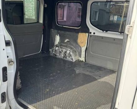 Білий Опель Віваро, об'ємом двигуна 2 л та пробігом 352 тис. км за 7400 $, фото 4 на Automoto.ua