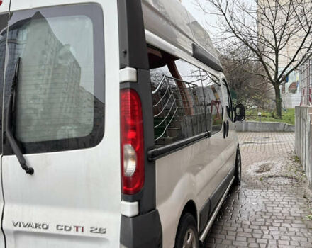 Белый Опель Виваро, объемом двигателя 2.46 л и пробегом 250 тыс. км за 8500 $, фото 2 на Automoto.ua